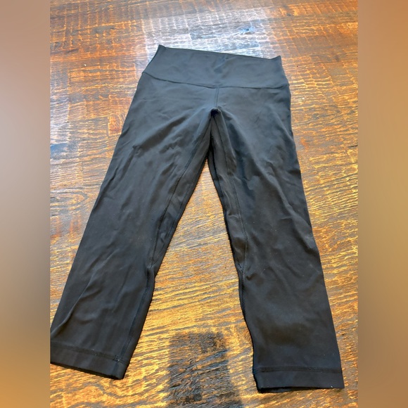 Lululemon Align Crops size 8 - Picture 2 of 3